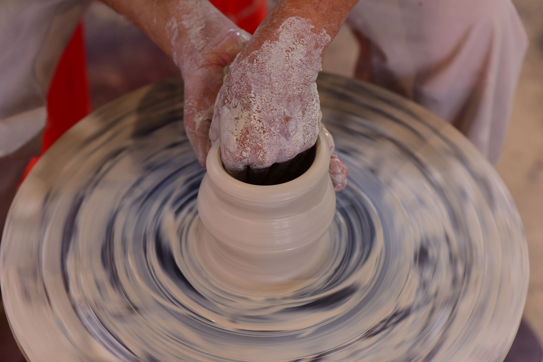 La céramique artisanale, de la terre à l’objet